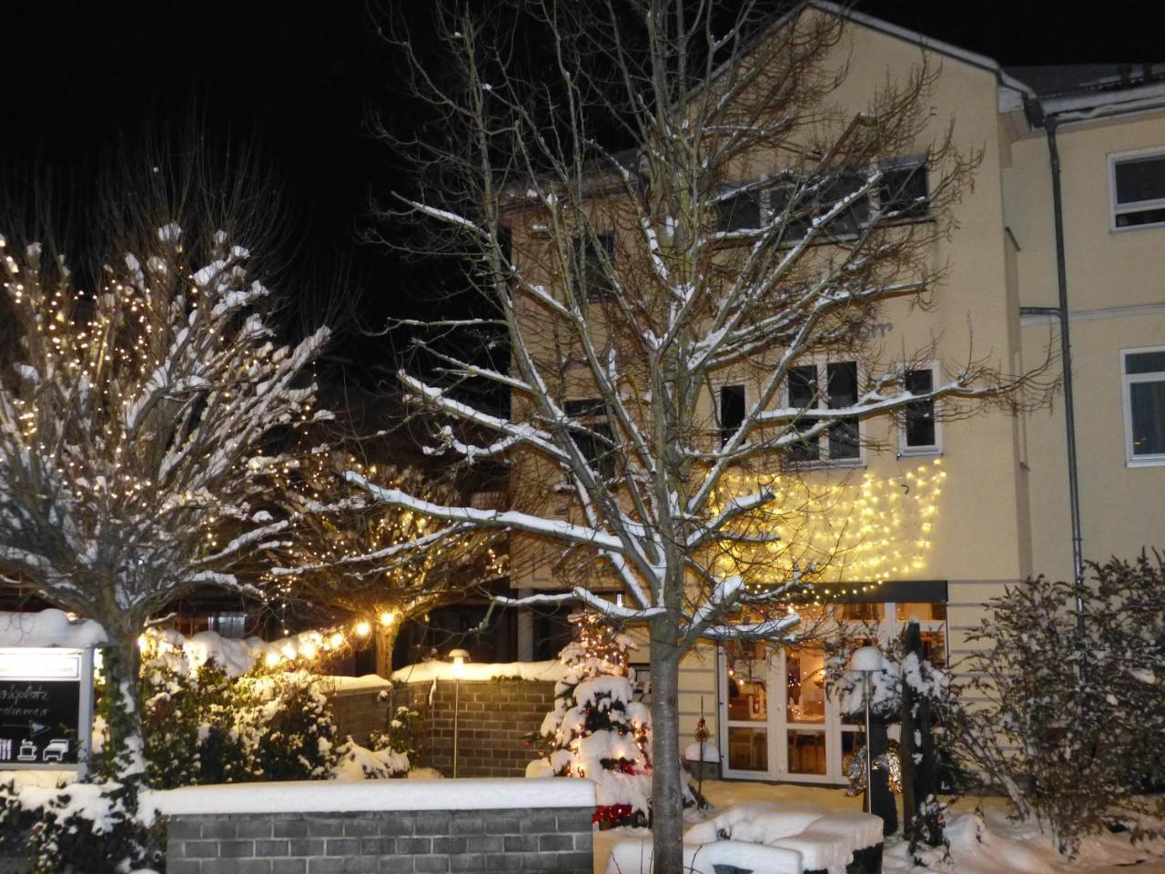 Gasthof Lindenmeir Hotel Блаубойрен Екстериор снимка